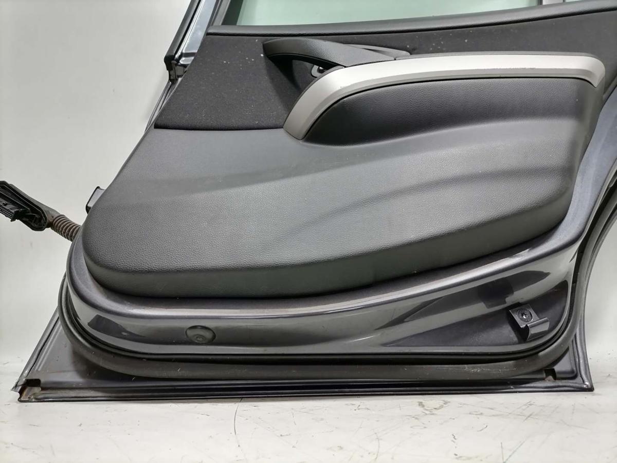 BMW 3er E90 original Tür hinten rechts A22 Sparkling Graphite Rohbau Limo BJ06